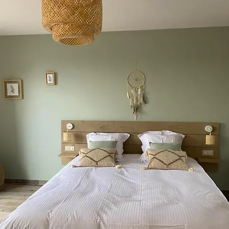La Perchee Calme, Sauna, Parking Prive Apartment *