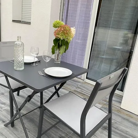 Apartment La Perchee Calme, Sauna, Parking Prive *