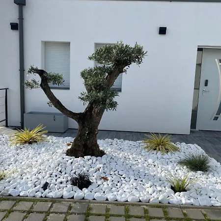 La Perchee Calme, Sauna, Parking Prive Apartment Saint-Prix (Val d'Oise)