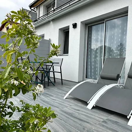 La Perchee Calme, Sauna, Parking Prive 아파트 *